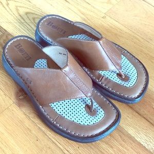 Born Leather Sandal size 8
